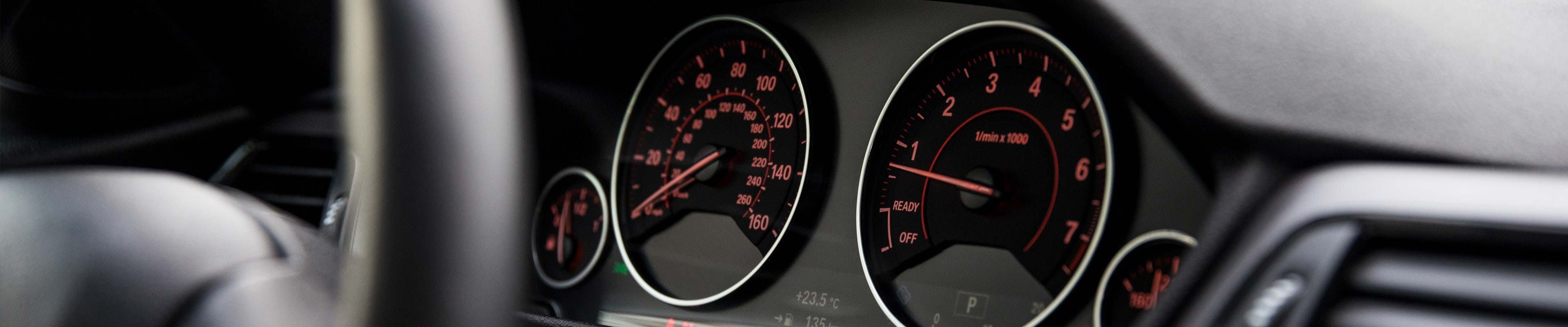 Image of Car speedometer Web
